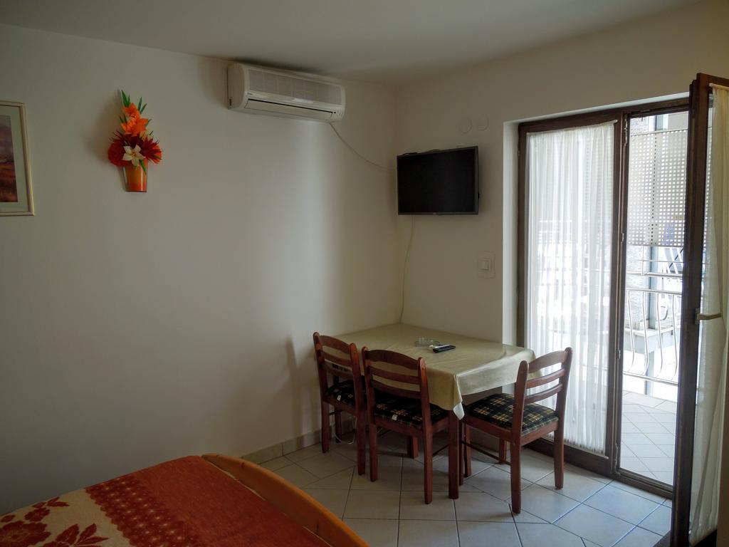 Apartments Dobranic Crikvenica Bagian luar foto