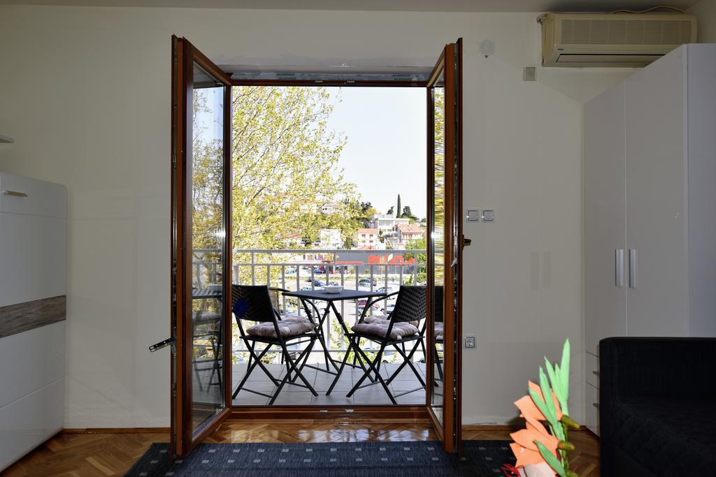 Apartments Dobranic Crikvenica Bagian luar foto